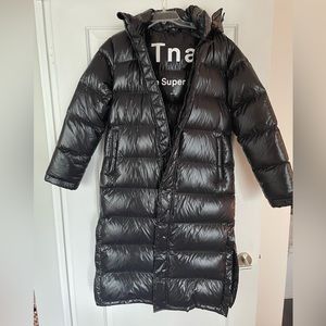 Only worn once! Perfect condition and very warm.